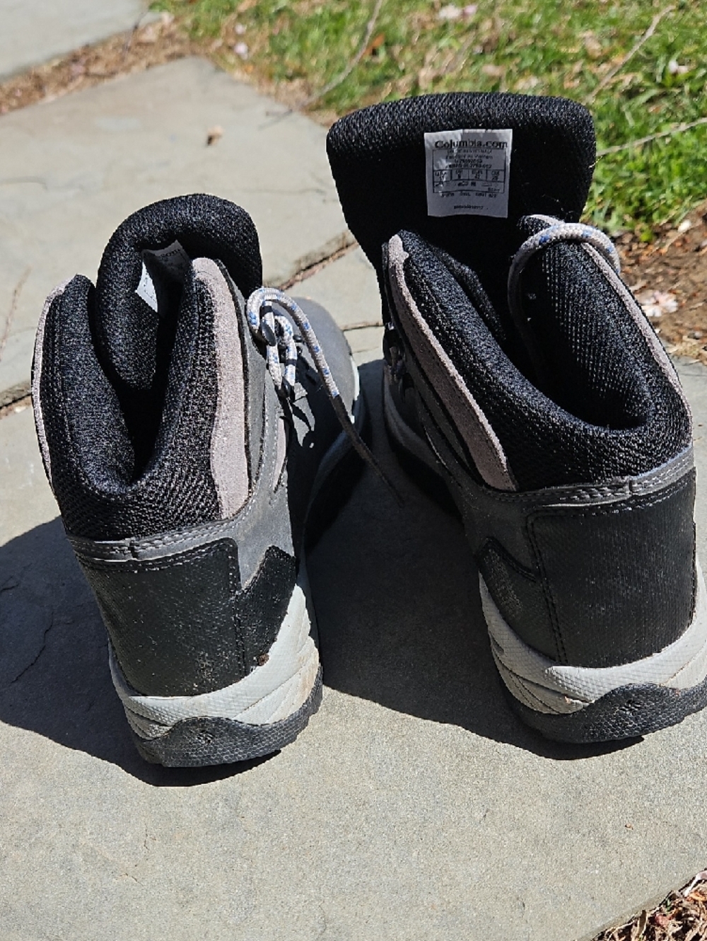 Columbia Gray Newton Ridge Plus Hiking Boots - Picture 3 of 5